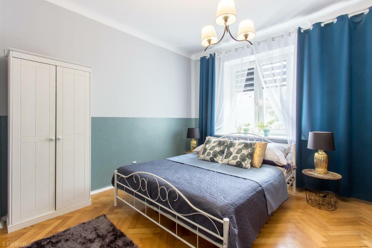 Clicktheflat Apartment Chmielna 7 ワルシャワ エクステリア 写真