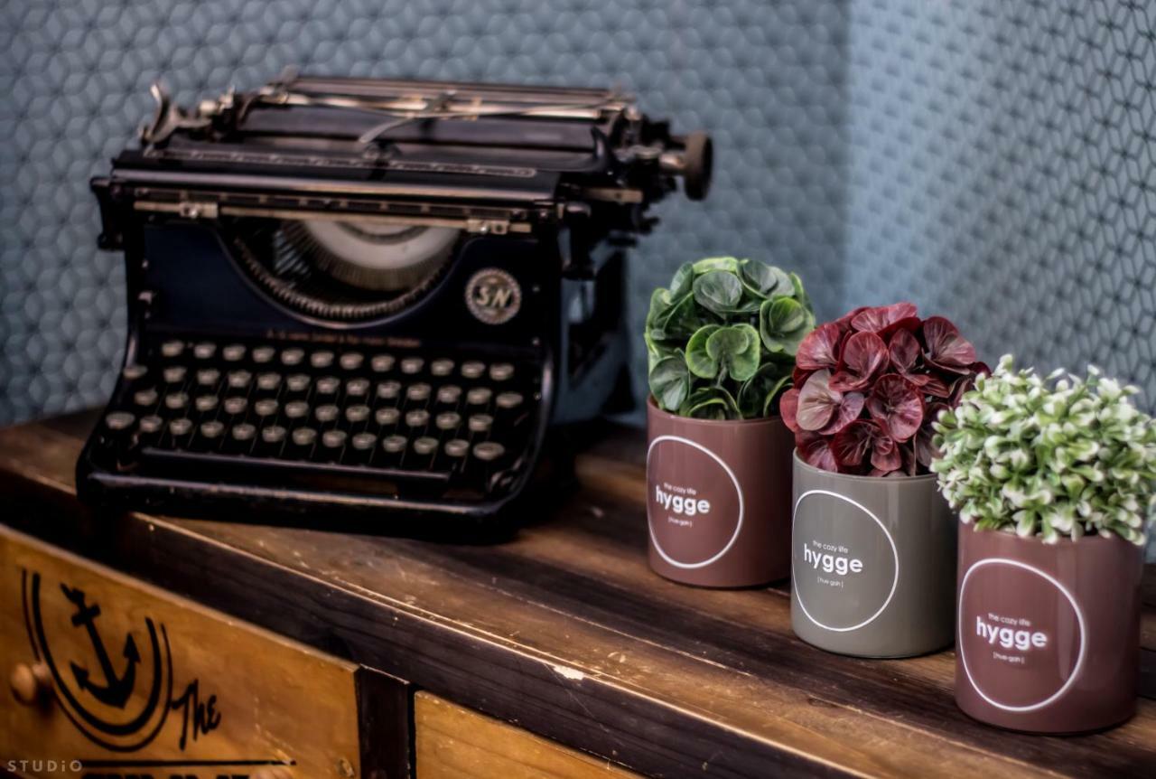 Clicktheflat Apartment Chmielna 7 ワルシャワ エクステリア 写真